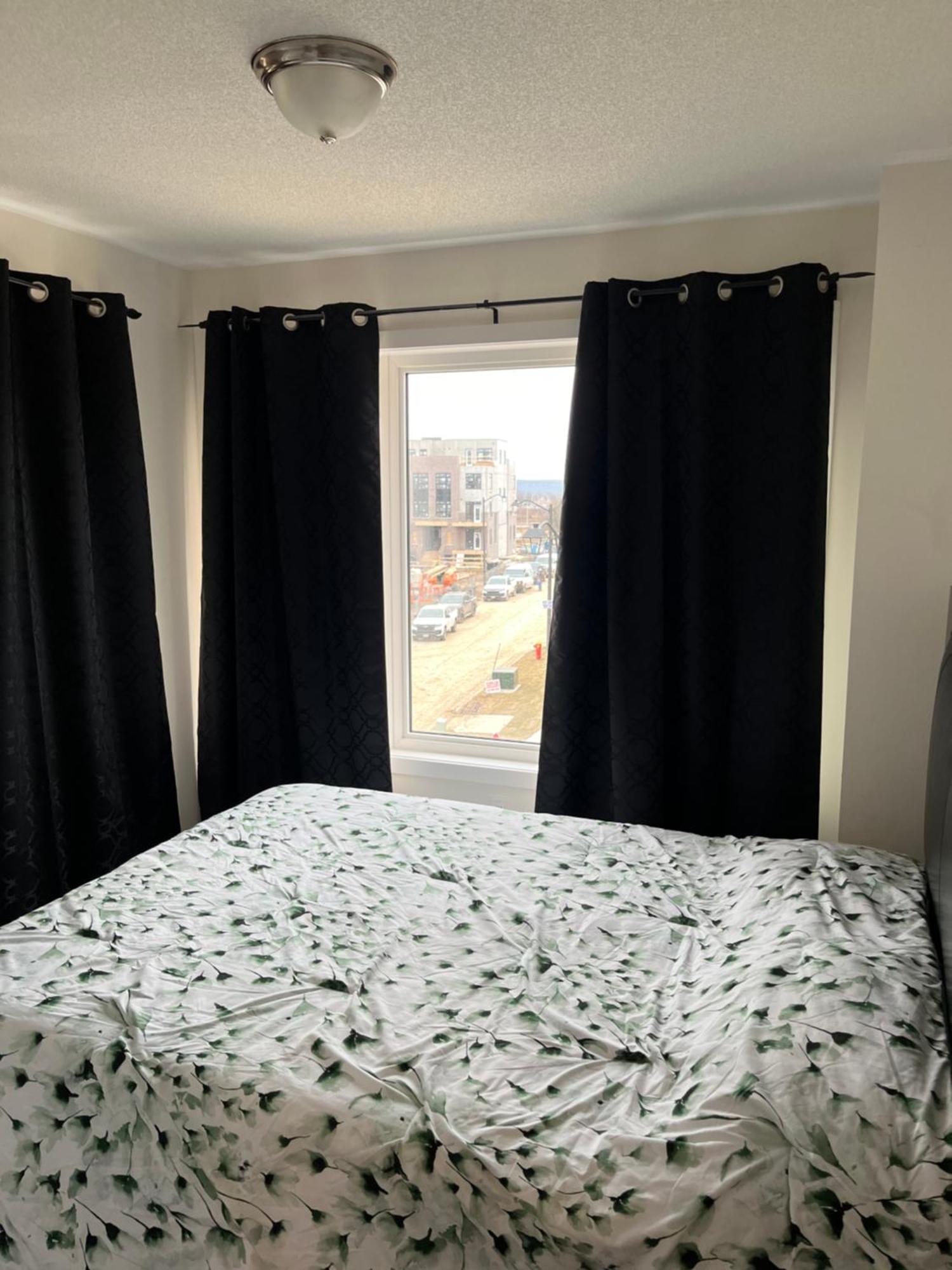 Luxury Brand New Townhouse In Milton Ontario Apartment Luaran gambar